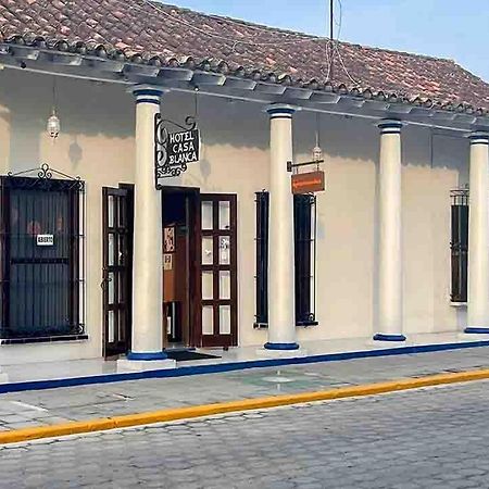 Hotel Casa Blanca Tlacotalpan Zewnętrze zdjęcie